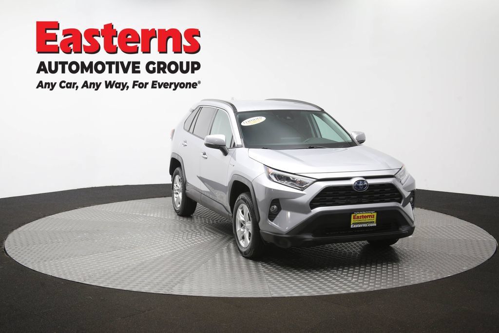 Used 2021 Toyota RAV4 XLE w/ XLE Grade Weather Package AWD/4WD image 52