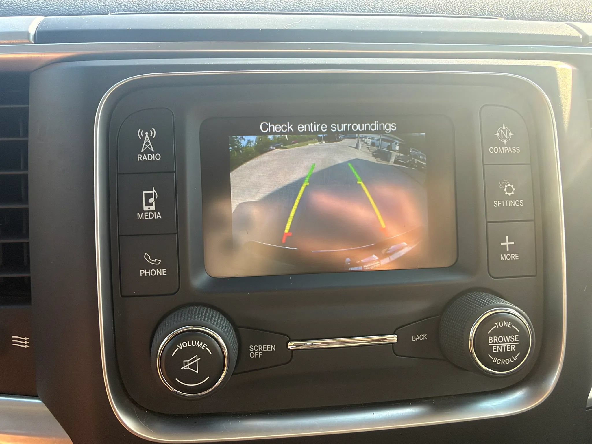 Used 2020 RAM 1500 Classic SLT AWD/4WD image 27