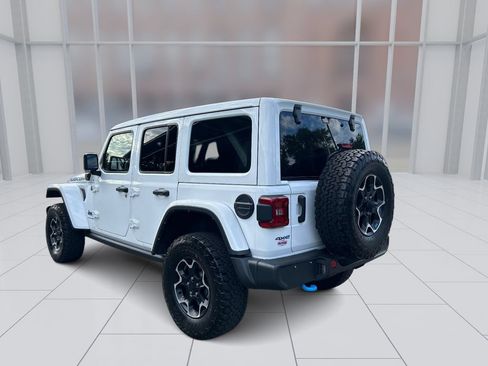 Used 2023 Jeep Wrangler Unlimited Rubicon 4xe w/ Cold Weather Group AWD/4WD image 5