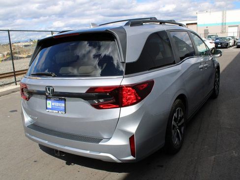 New 2026 Honda Odyssey EX-L image 15