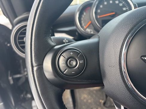 Used 2017 MINI Cooper S image 23
