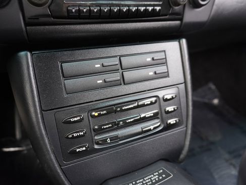 Used 2001 Porsche 911 Carrera image 15