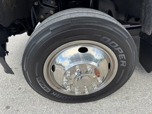 Used 2020 Ford F550 2WD Regular Cab Super Duty image 28