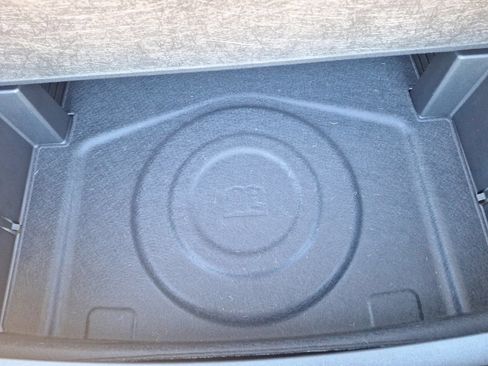 New 2026 Chevrolet Equinox ACTIV w/ Convenience Package III FWD image 12