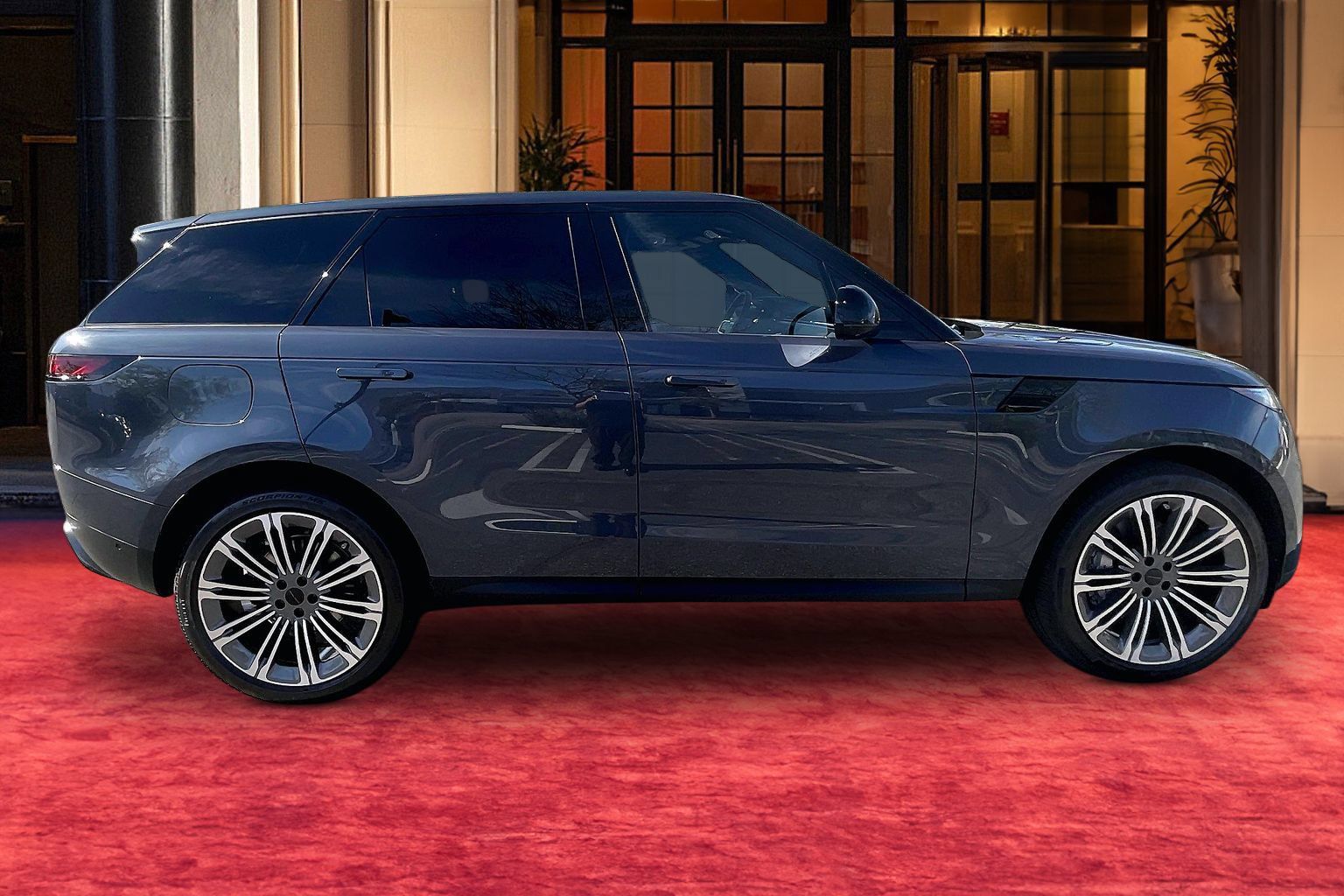 New 2026 Land Rover Range Rover Sport SE AWD/4WD image 6