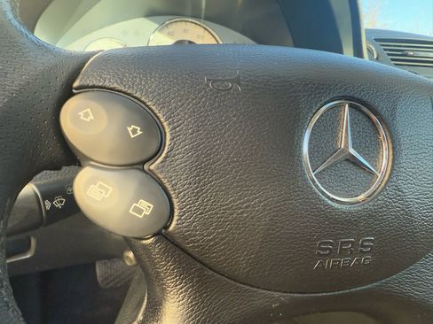 Used 2007 Mercedes-Benz E 350 4MATIC Sedan image 30