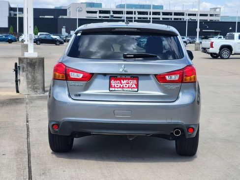 Used 2015 Mitsubishi Outlander Sport SE FWD image 6