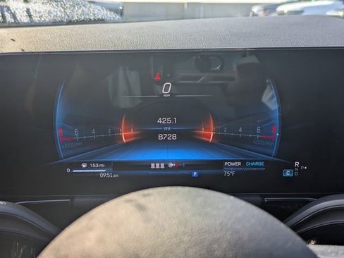 Used 2025 Mercedes-Benz GLA 35 AMG 4MATIC image 23