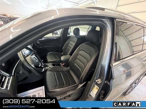 Used 2021 Volkswagen Tiguan SEL Premium R-Line image 17