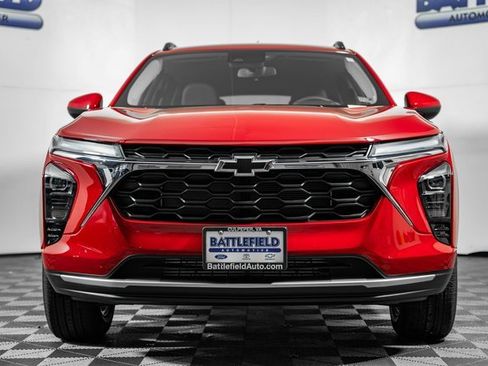New 2026 Chevrolet Trax LT w/ Driver Confidence Package image 2
