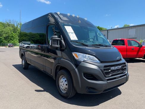 Used 2023 RAM ProMaster 2500 FWD image 2