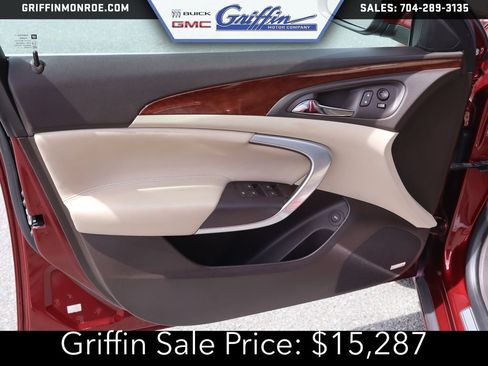 Certified 2017 Buick Regal Premium w/ Driver Confidence Package #1 FWD image 18