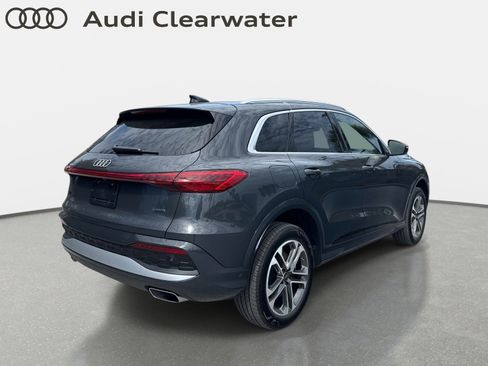 Certified 2025 Audi Q5 Premium w/ Convenience Package AWD/4WD image 4