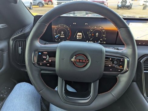 Used 2025 Nissan Armada PRO-4X w/ Pro-4X Premium Package image 15