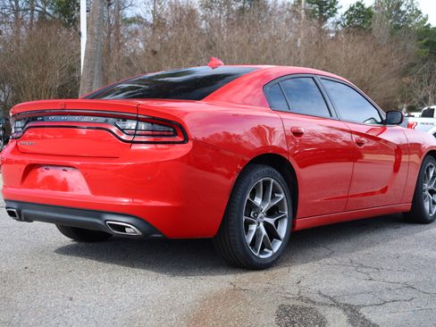 Used 2022 Dodge Charger SXT w/ Plus Group image 5