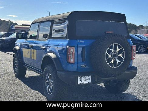 Used 2024 Ford Bronco Badlands image 5