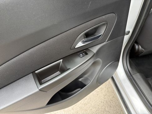 Used 2014 Chevrolet Cruze Eco FWD image 13