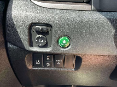 Certified 2025 Honda Ridgeline RTL image 22