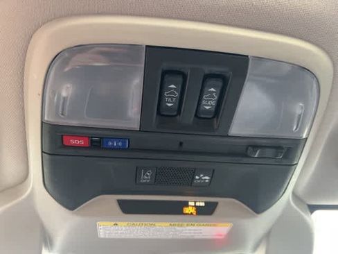 Used 2023 Subaru Crosstrek 2.5i Limited image 18