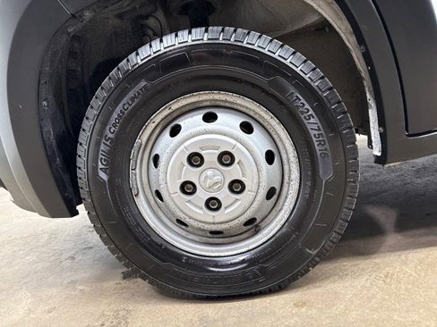 Used 2019 RAM ProMaster 3500 w/ Premium Appearance Group image 26