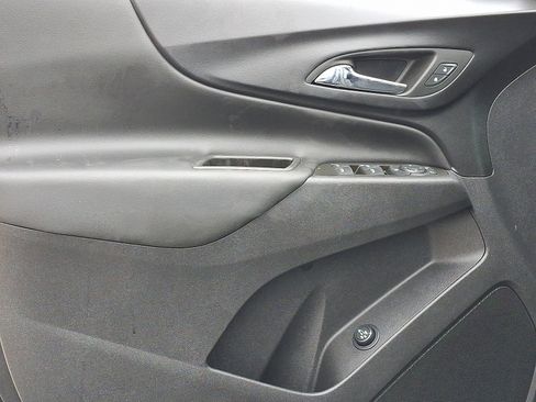 Used 2023 Chevrolet Equinox LT image 13