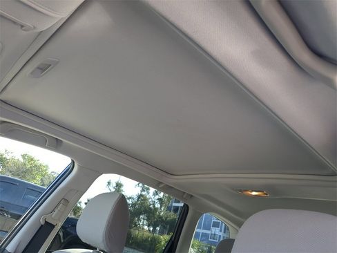 Used 2017 Subaru Forester 2.5i Premium image 20