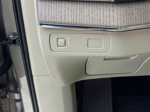 Used 2021 Volvo XC90 T6 Inscription w/ Advanced Package image 11