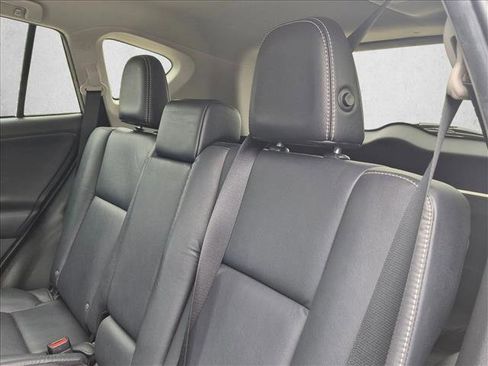 Used 2018 Toyota RAV4 Limited FWD image 14