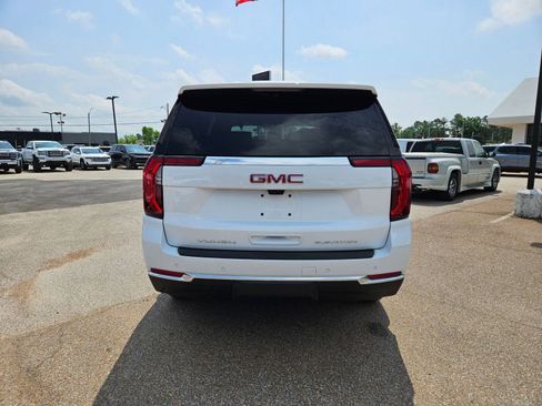 New 2026 GMC Yukon Elevation AWD/4WD image 5
