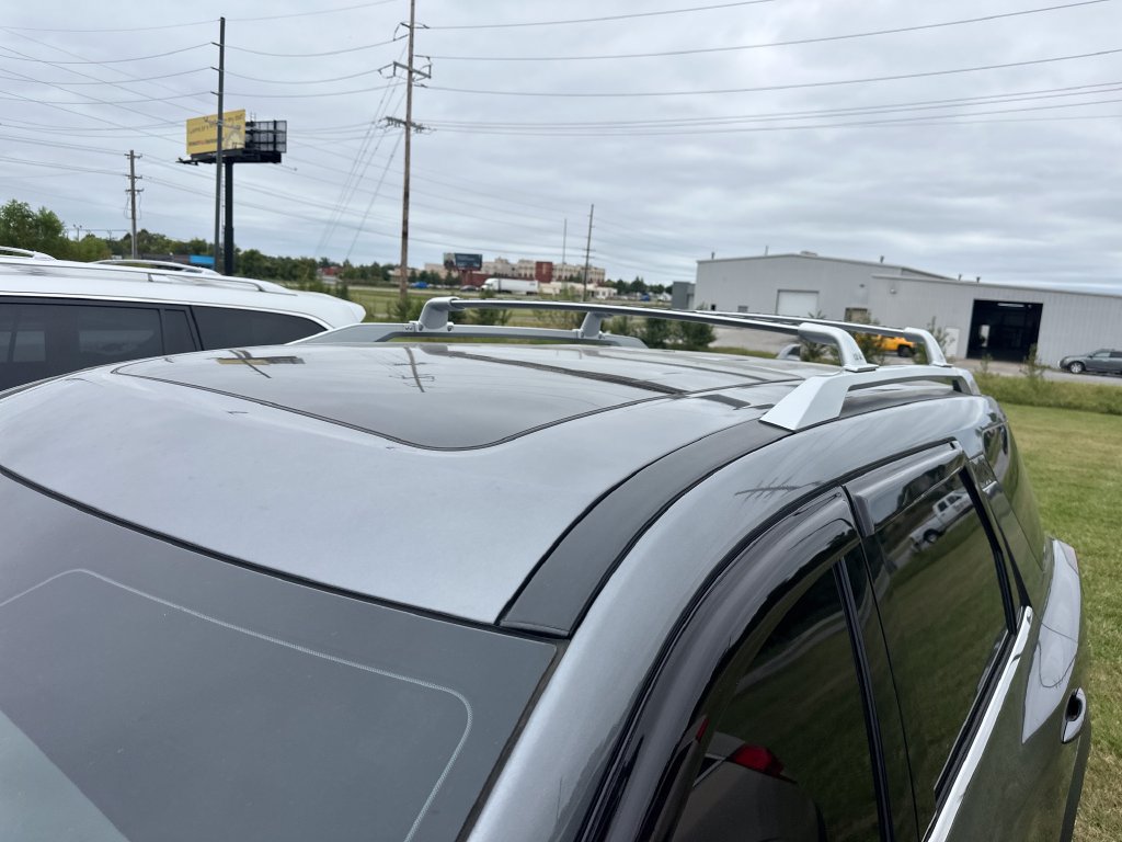 Certified 2024 Nissan Pathfinder SL w/ SL Premium Package FWD image 3