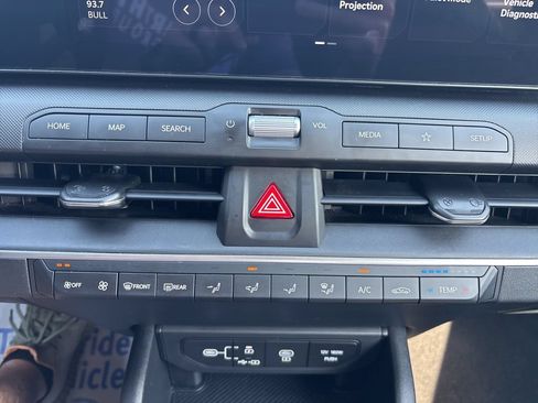 Used 2025 Kia K4 FWD image 4