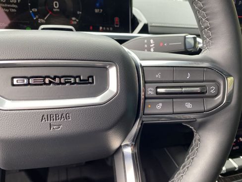 Used 2025 GMC Sierra EV Denali AWD/4WD image 21