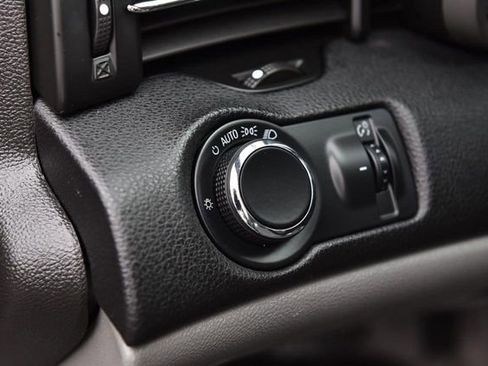 Used 2015 Chevrolet Malibu LS FWD image 9