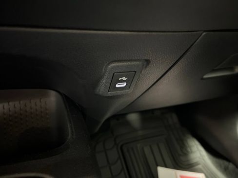 Used 2025 Toyota Corolla LE w/ Convenience Package FWD image 29