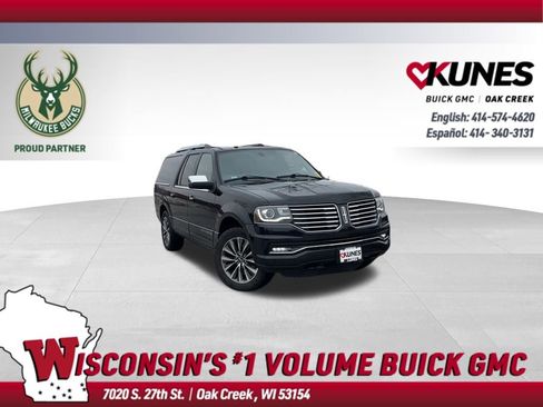 Used 2016 Lincoln Navigator L Select image 1