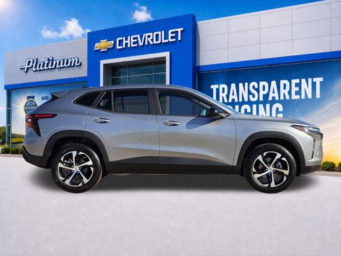 New 2026 Chevrolet Trax RS w/ Driver Confidence Package FWD image 7