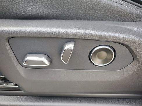 New 2026 GMC Yukon Denali w/ Sun & Power Step Package image 20