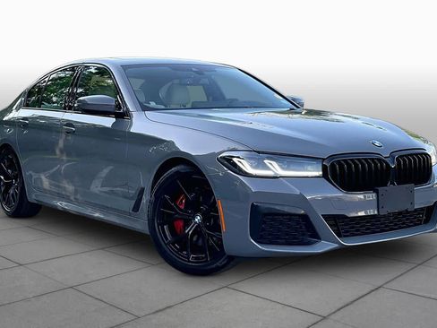 Used 2021 BMW 530i xDrive w/ M Sport Package AWD/4WD image 2