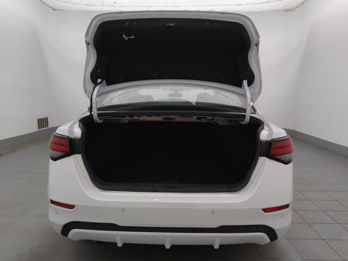 Used 2025 Nissan Sentra SV FWD image 29