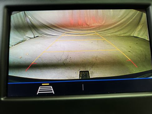 Used 2020 Chevrolet Equinox LS image 19