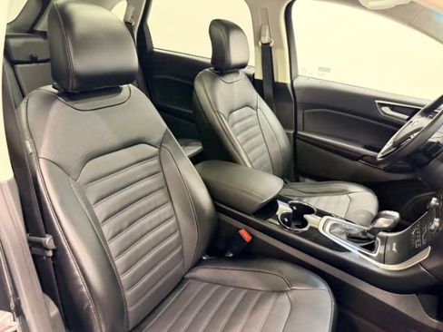 Used 2015 Ford Edge SEL w/ Equipment Group 201A AWD/4WD image 19