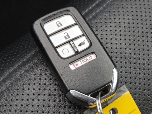 Used 2018 Honda CR-V Touring image 35