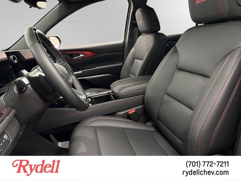 Used 2024 Chevrolet Traverse Z71 w/ Enhanced Driving Package AWD/4WD image 10