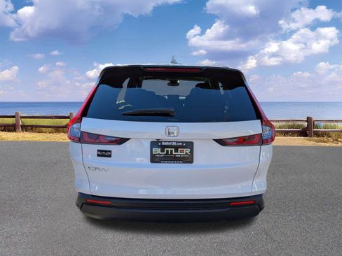 Used 2023 Honda CR-V EX image 7