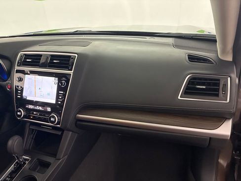 Used 2019 Subaru Outback 2.5i Touring AWD/4WD image 34