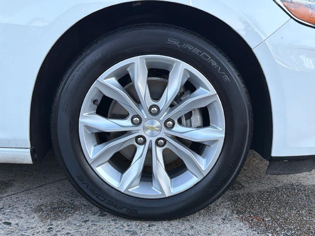 Used 2023 Chevrolet Malibu LT FWD image 12