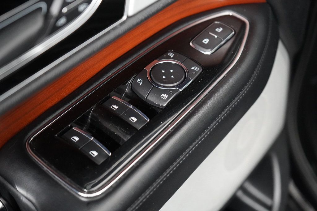 Used 2021 Lincoln Navigator L Reserve AWD/4WD image 19