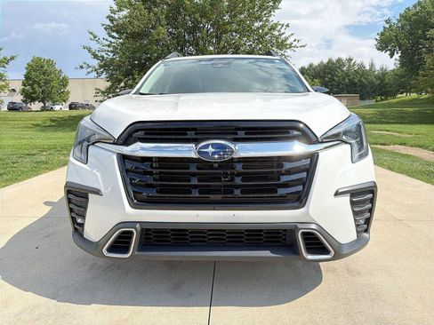 Certified 2024 Subaru Ascent Touring w/ Popular Package #2 AWD/4WD image 9