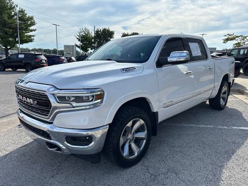 Used 2019 RAM 1500 Limited AWD/4WD image 2
