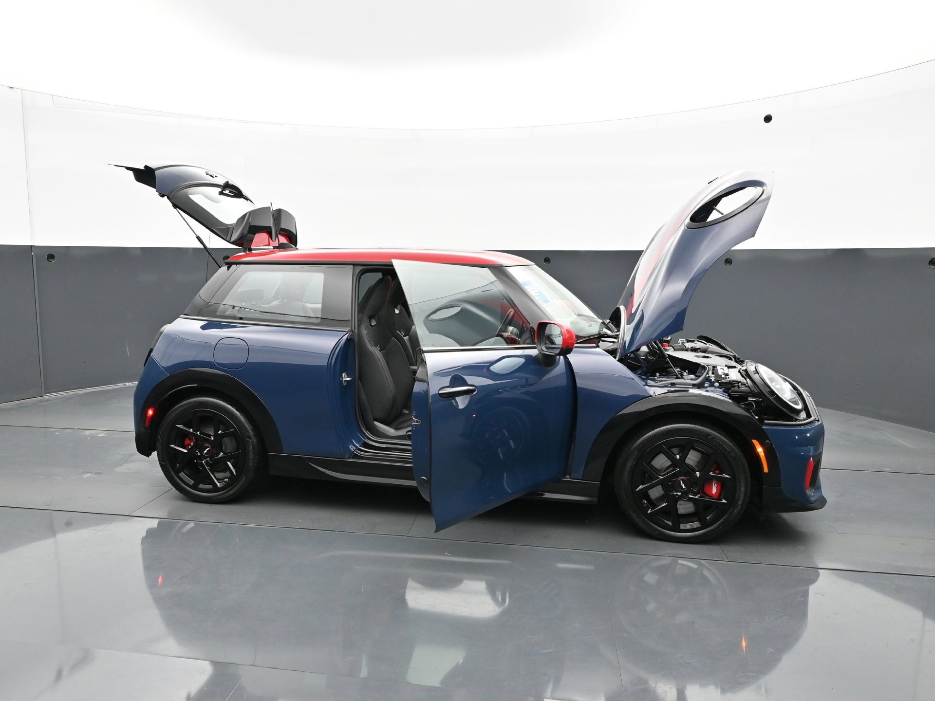 Used 2025 MINI Cooper John Cooper Works FWD image 36